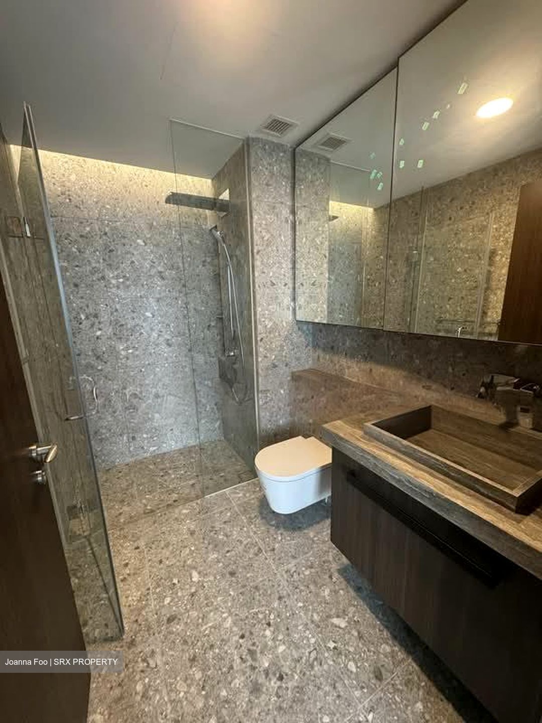 One Pearl Bank (D3), Apartment #566093411